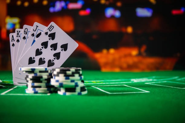 Live Lightning Roulette dealer at autohoki login studio with wheel and multi-camera setup
